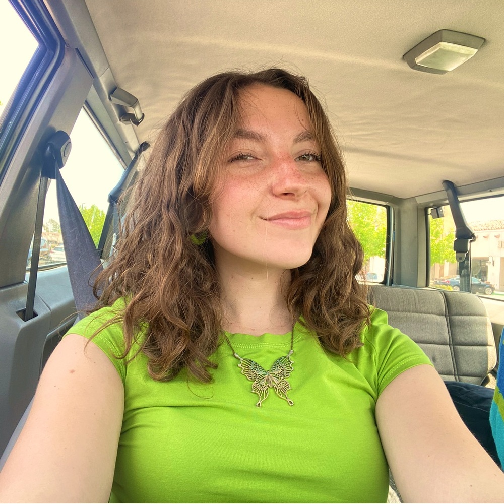 Meet your Posher, April